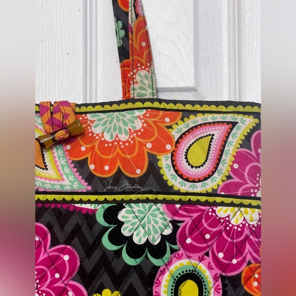 Vera Bradley Tote (Ziggy Zinnia) BAG - Picture 2 of 11